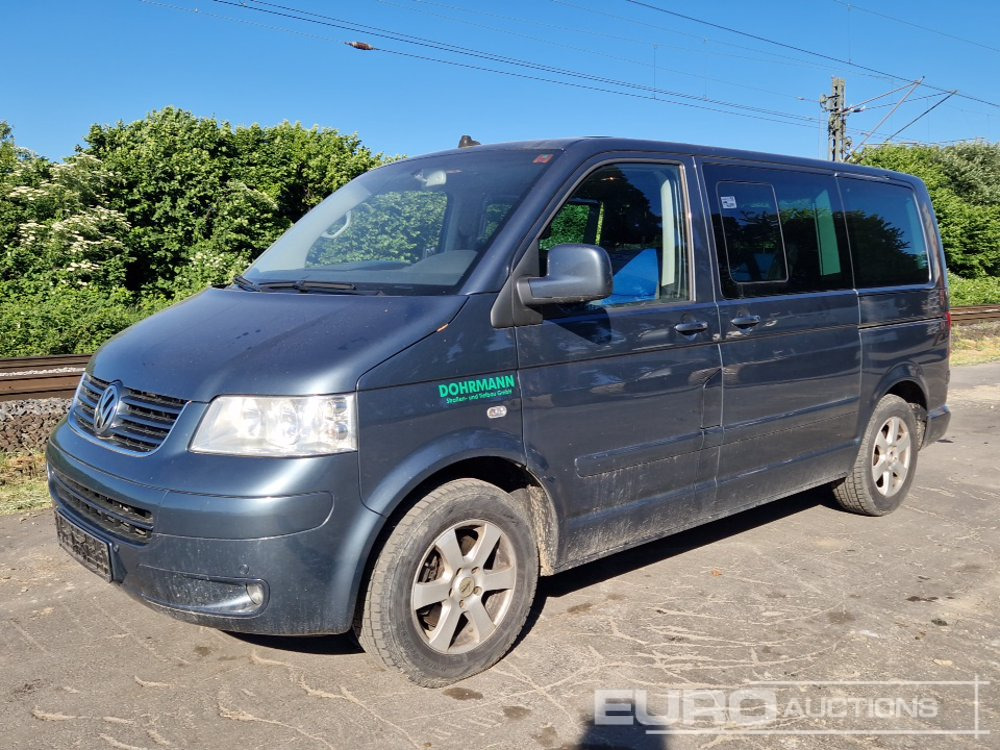 2006 Volkswagen Multivan - شاحنة توصيل مغلقة: صورة 1 2006 Volkswagen Multivan - شاحنة توصيل مغلقة: صورة 1