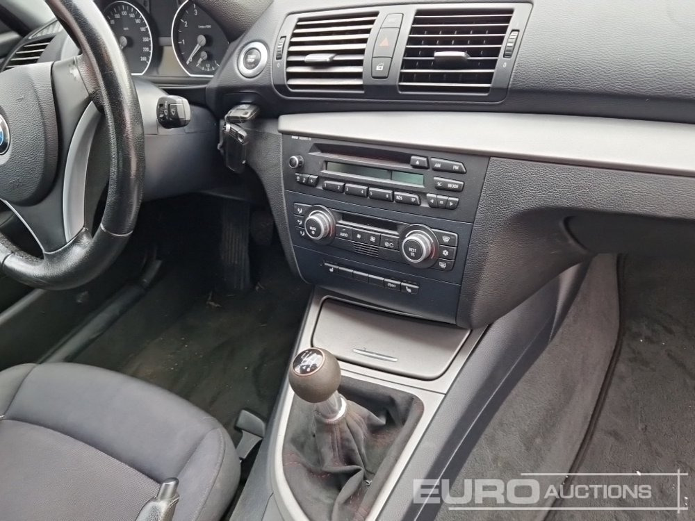 سيارة 2008 BMW 1 Series: صورة 27