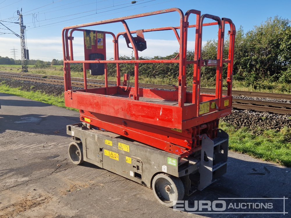 2013 Genie GS-2046 - منصة جومحمولةية: صورة 3 2013 Genie GS-2046 - منصة جومحمولةية: صورة 3