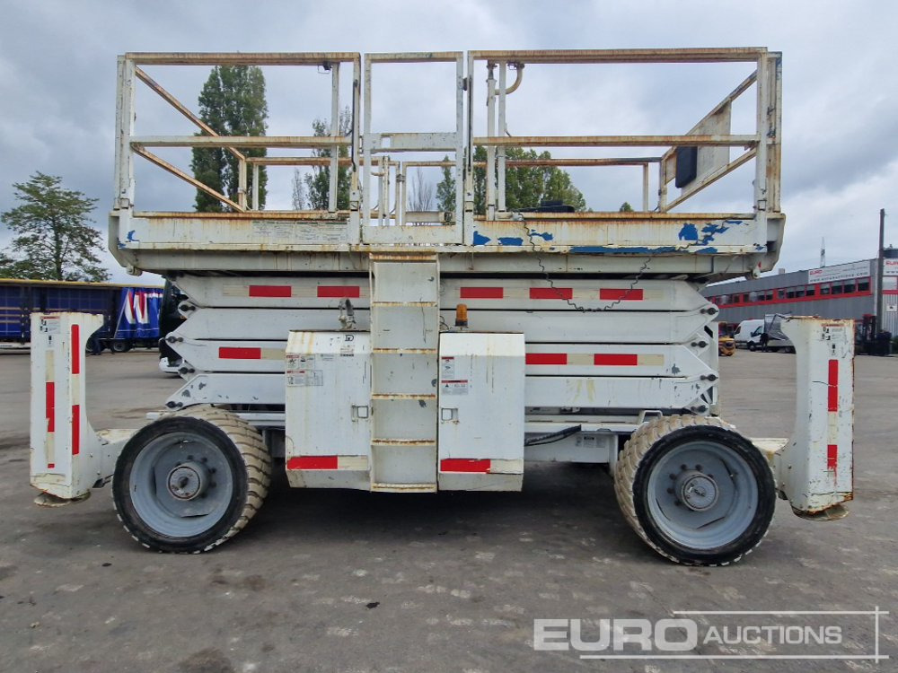 2013 Genie GS4390RT - منصة جومحمولةية: صورة 5 2013 Genie GS4390RT - منصة جومحمولةية: صورة 5