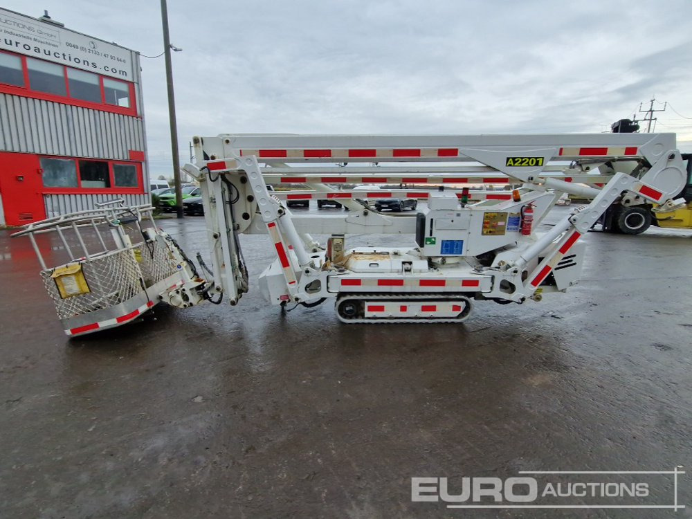 2013 PB 2210 - منصة جومحمولةية: صورة 2 2013 PB 2210 - منصة جومحمولةية: صورة 2