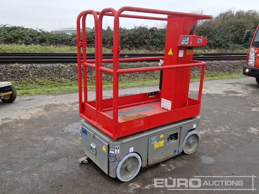 2013 Snorkel M1230E - منصة جومحمولةية: صورة 1 2013 Snorkel M1230E - منصة جومحمولةية: صورة 1