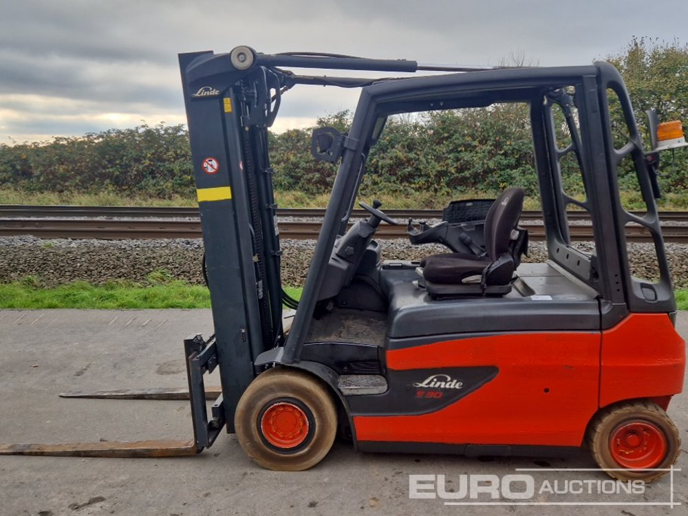 2014 Linde E30L-01 - رافعة شوكية: صورة 2 2014 Linde E30L-01 - رافعة شوكية: صورة 2