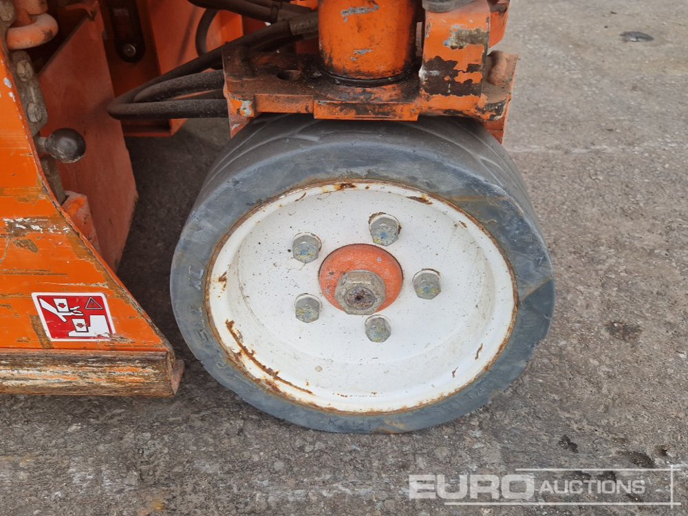 منصة جومحمولةية 2015 SkyJack SJIII 3219: صورة 10