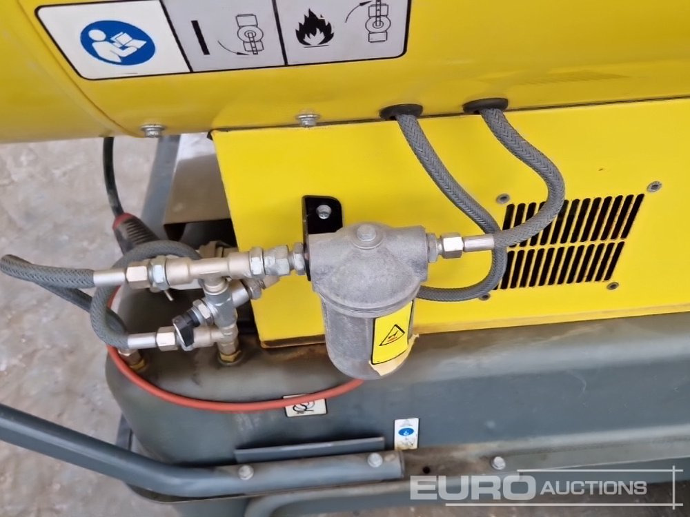 معدات الانشاءات 2016 Wacker Neuson HI 120 Space Heater with 2-Way Distributor and Heating Hoses: صورة 9