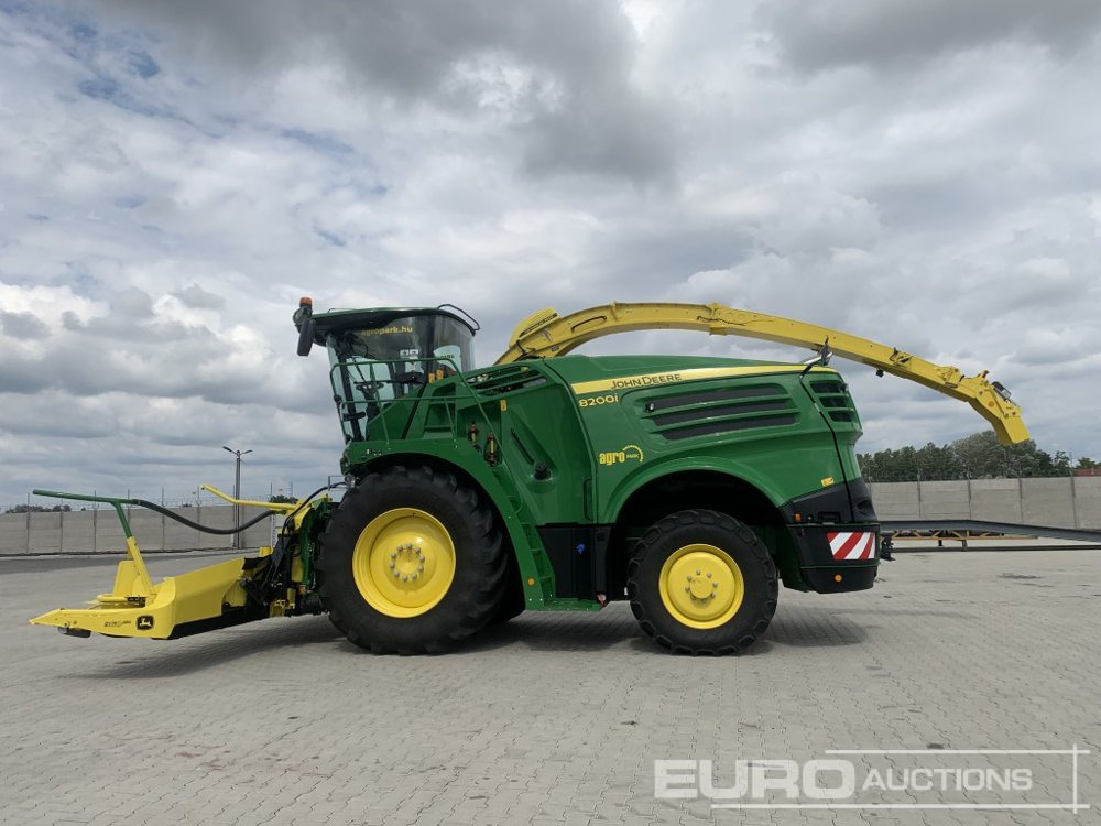 2021 John Deere 8200 - حصادة: صورة 2 2021 John Deere 8200 - حصادة: صورة 2