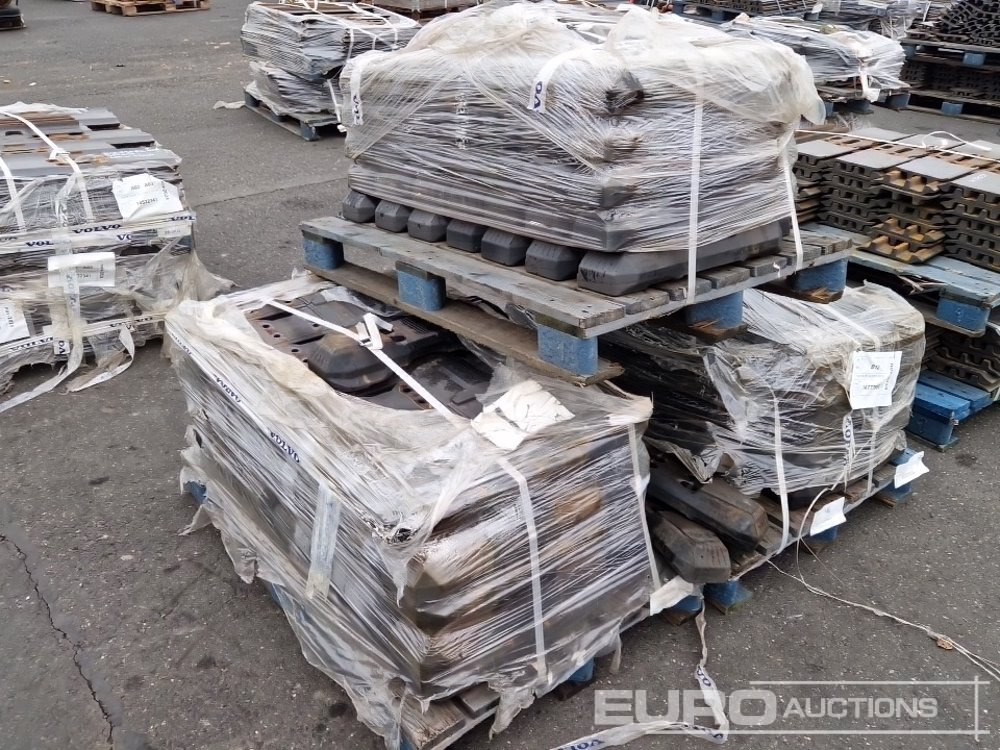 500mm Rubber Block Pads to suit Volvo EC305/EC330 (3 Pallets) - قطع الغيار - حفّار: صورة 3 500mm Rubber Block Pads to suit Volvo EC305/EC330 (3 Pallets) - قطع الغيار - حفّار: صورة 3