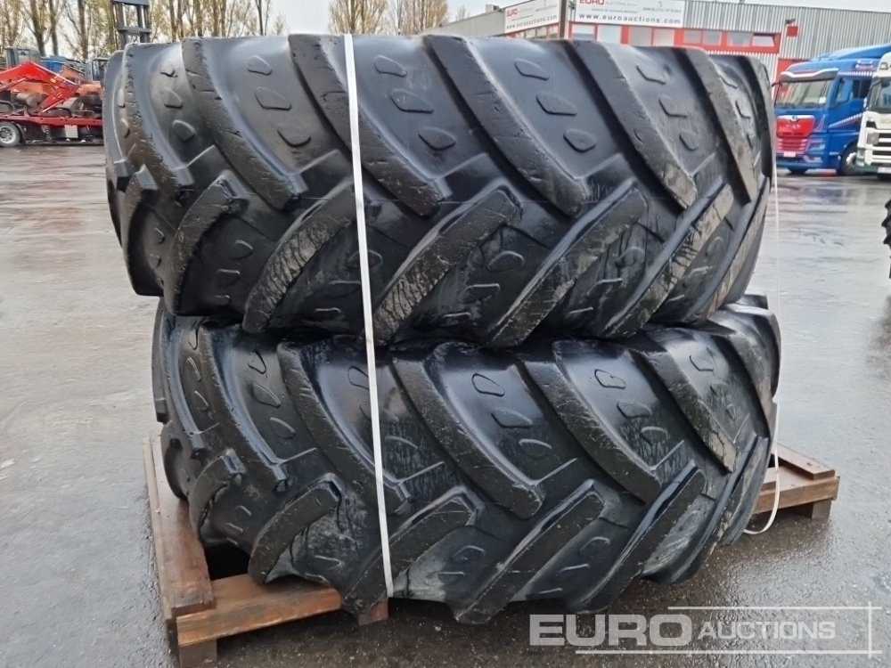 620/70 R 42 Tyres with Rims - إطارات: صورة 2 620/70 R 42 Tyres with Rims - إطارات: صورة 2