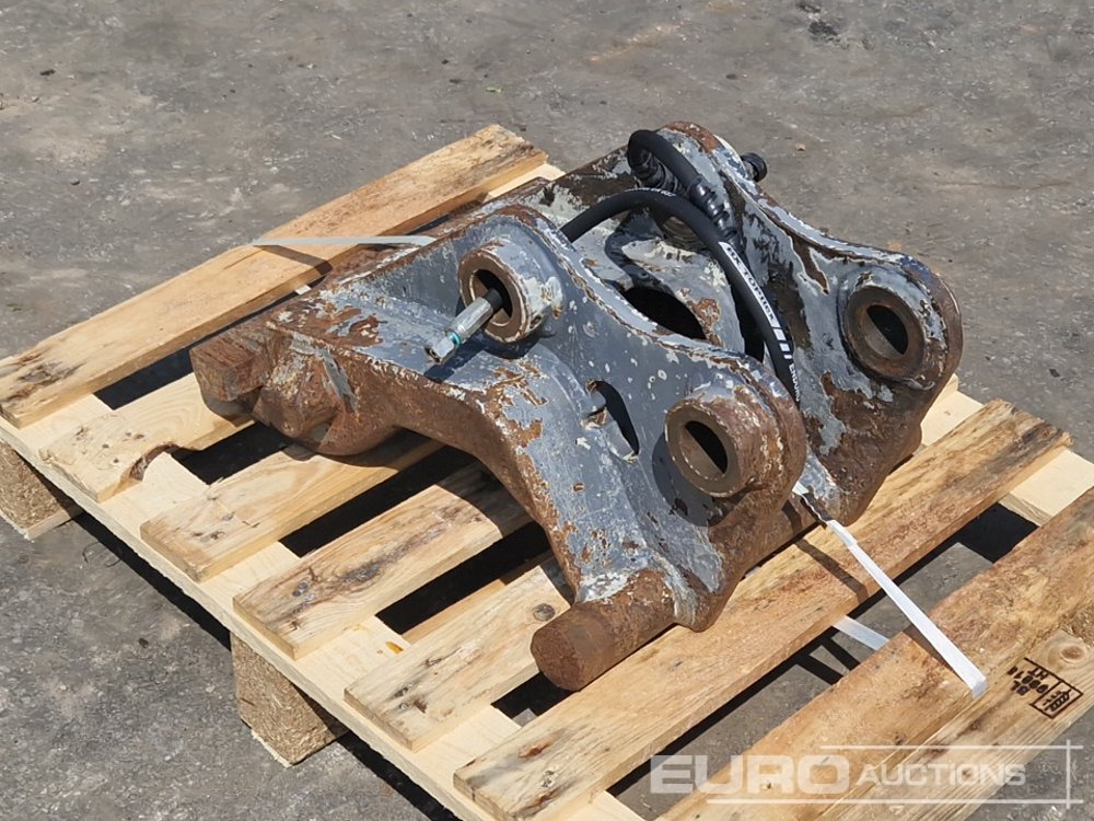 CW10 Hydraulic QH - قارنة التوصيل السريعة: صورة 2 CW10 Hydraulic QH - قارنة التوصيل السريعة: صورة 2