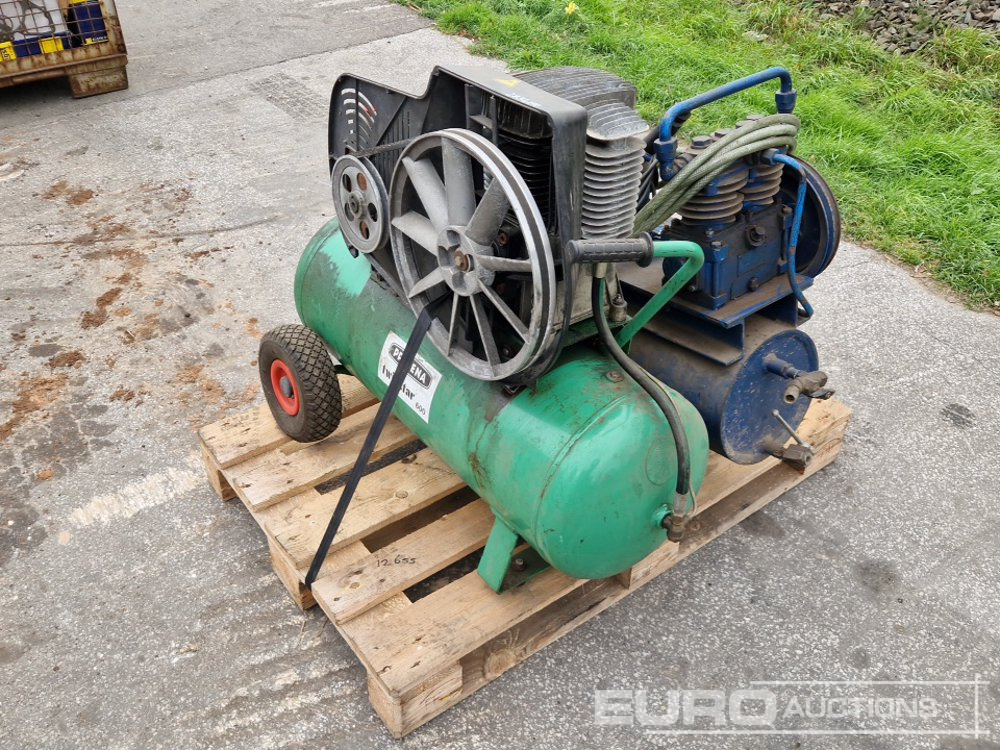 Compressors (2 of) - ضاغط هوائي: صورة 2 Compressors (2 of) - ضاغط هوائي: صورة 2