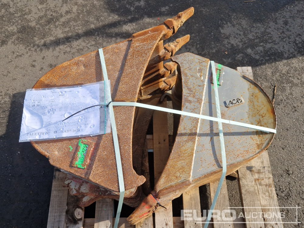 Digging Buckets, MORIN (2 of) - بكت: صورة 5 Digging Buckets, MORIN (2 of) - بكت: صورة 5