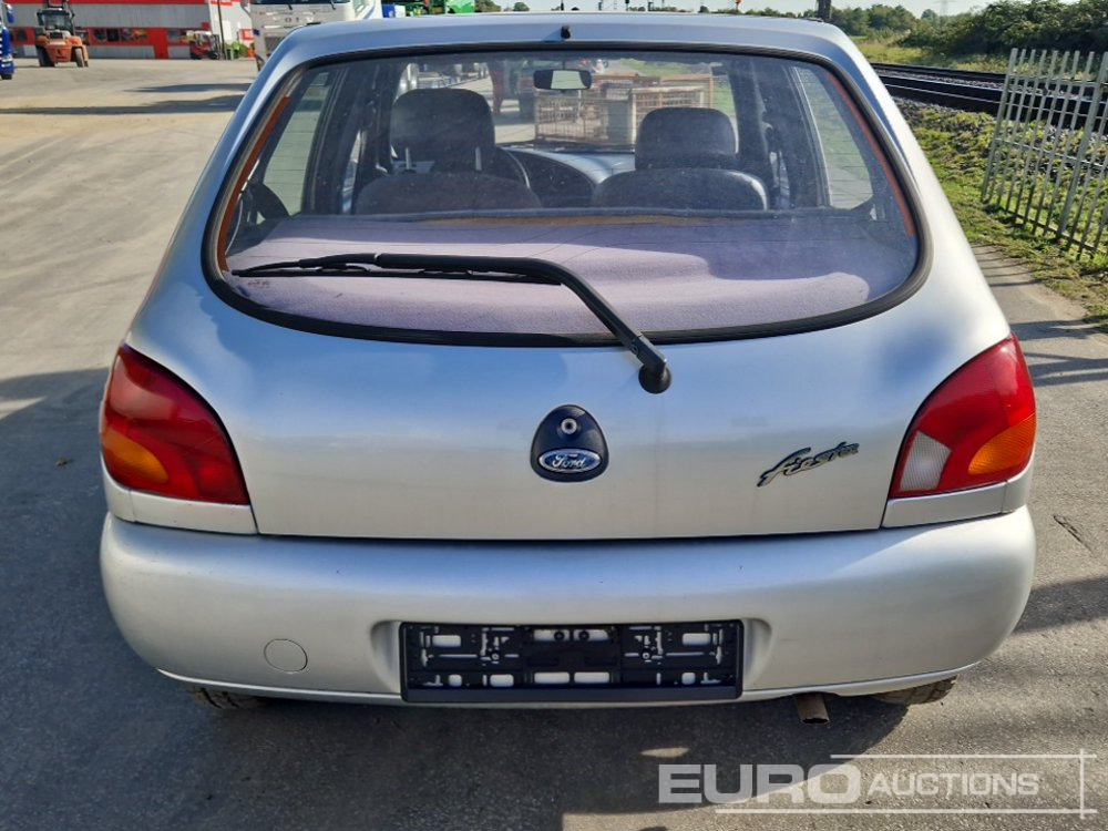 Ford Fiesta - سيارة: صورة 4 Ford Fiesta - سيارة: صورة 4