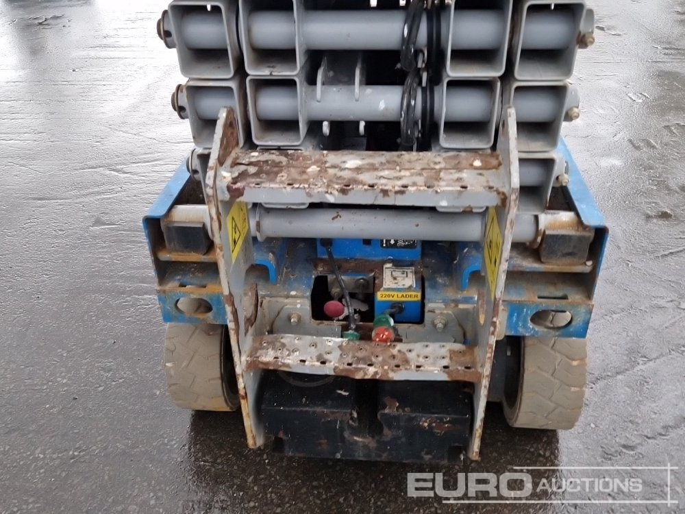 منصة جومحمولةية Genie GS-1932: صورة 14 منصة جومحمولةية Genie GS-1932: صورة 14