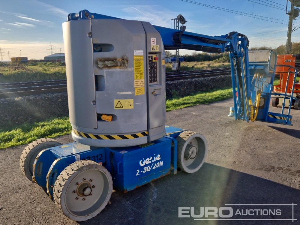 Genie Z-30/20N - منصة جومحمولةية: صورة 5 Genie Z-30/20N - منصة جومحمولةية: صورة 5