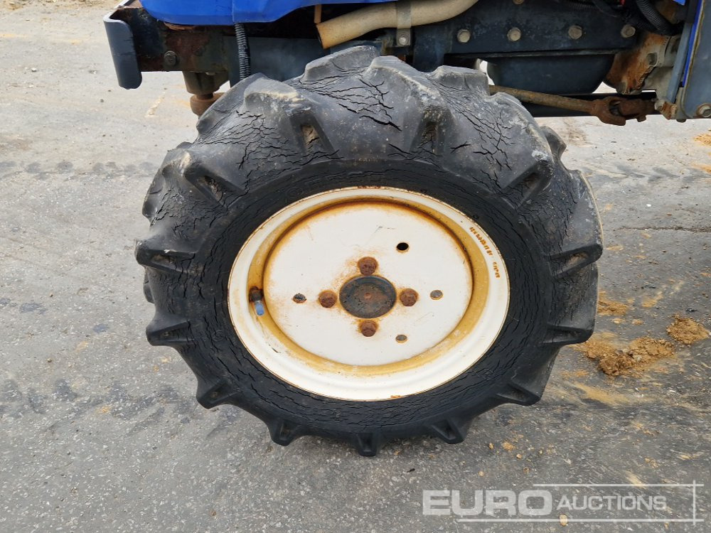 جرار صغير Iseki TM150F: صورة 9 جرار صغير Iseki TM150F: صورة 9