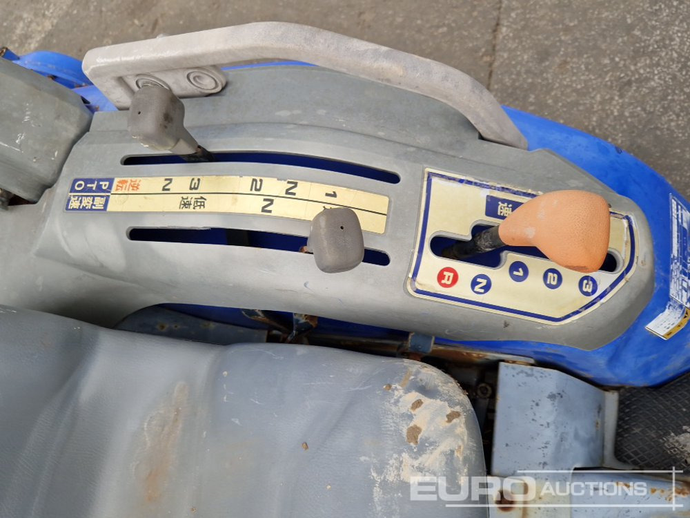 جرار صغير Iseki TM150F: صورة 20 جرار صغير Iseki TM150F: صورة 20