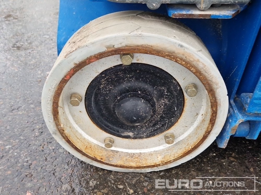 منصة جومحمولةية JLG 1230ES: صورة 8