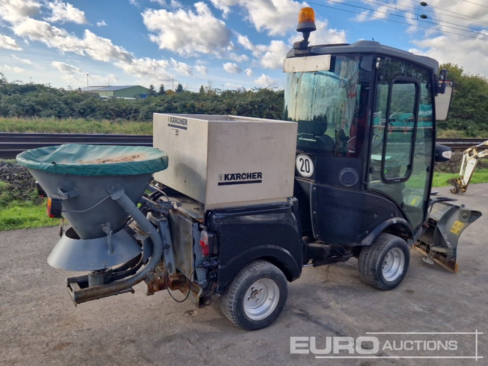 Kärcher Utility Vehicle with Snow Blade, Spreader - جرافة ثلج: صورة 4 Kärcher Utility Vehicle with Snow Blade, Spreader - جرافة ثلج: صورة 4