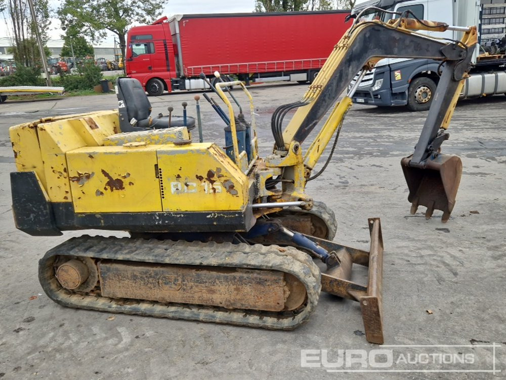 Komatsu PC15 - حفار صغير: صورة 5 Komatsu PC15 - حفار صغير: صورة 5