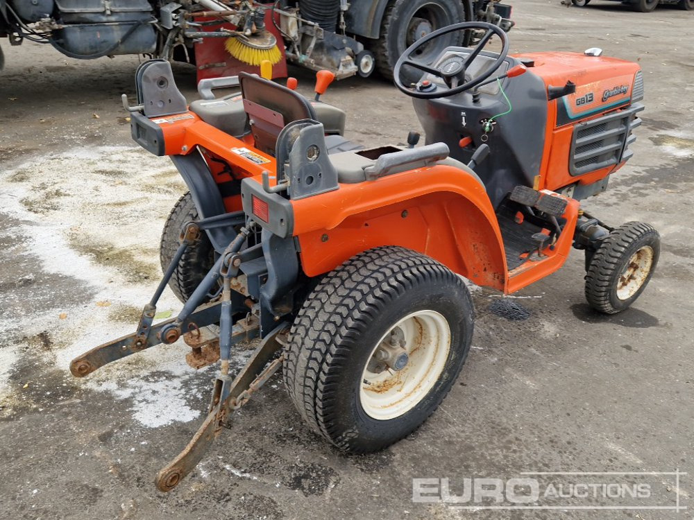 Kubota GB13 - جرار صغير: صورة 4 Kubota GB13 - جرار صغير: صورة 4