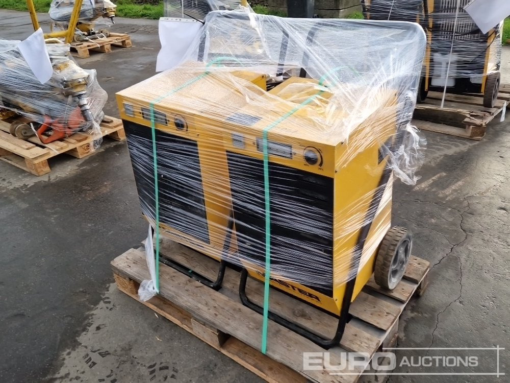 Master DH44 Dehumidifier (2 of) - معدات التكييف: صورة 1 Master DH44 Dehumidifier (2 of) - معدات التكييف: صورة 1