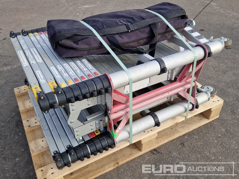 Mobile Scaffolding Tower - معدات الانشاءات: صورة 1 Mobile Scaffolding Tower - معدات الانشاءات: صورة 1