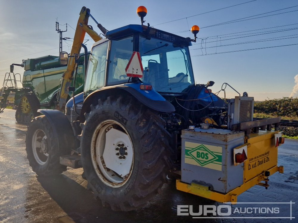 New Holland TS100 - جرار: صورة 3 New Holland TS100 - جرار: صورة 3
