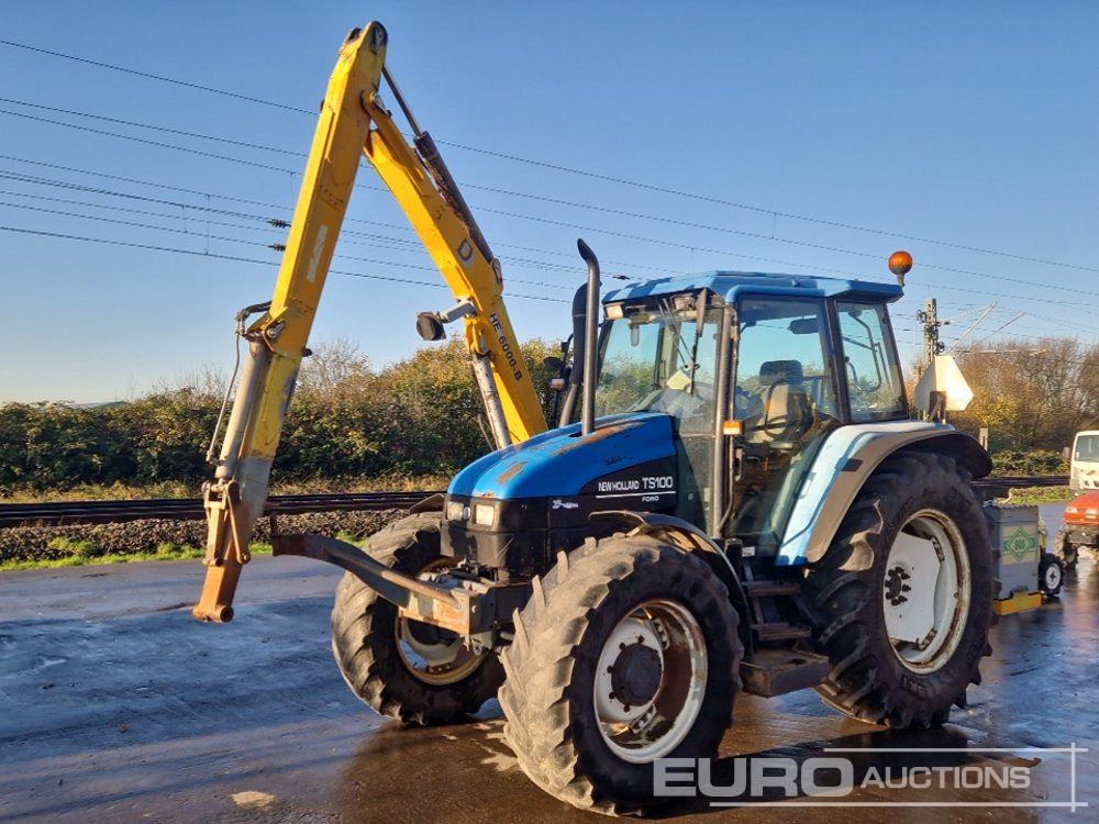 New Holland TS100 - جرار: صورة 1 New Holland TS100 - جرار: صورة 1