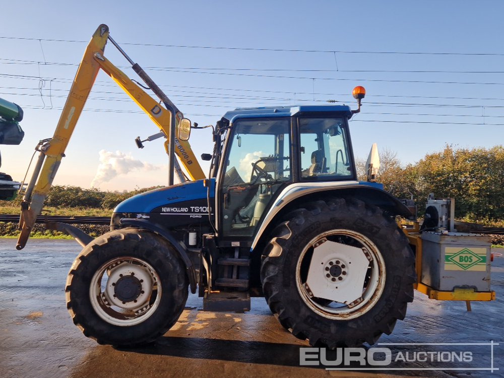New Holland TS100 - جرار: صورة 2 New Holland TS100 - جرار: صورة 2