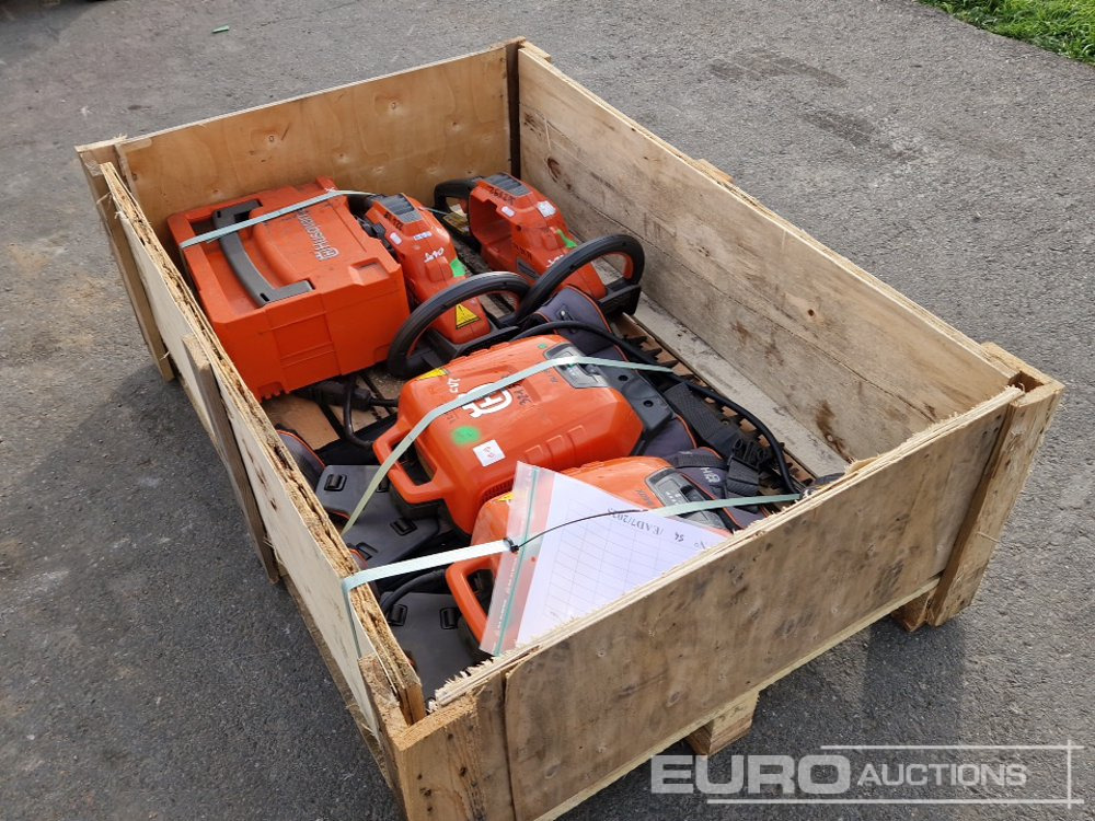 Pallet of Husqvarna Garden Equipment, Hedge Trimmer - معدات الانشاءات: صورة 1 Pallet of Husqvarna Garden Equipment, Hedge Trimmer - معدات الانشاءات: صورة 1