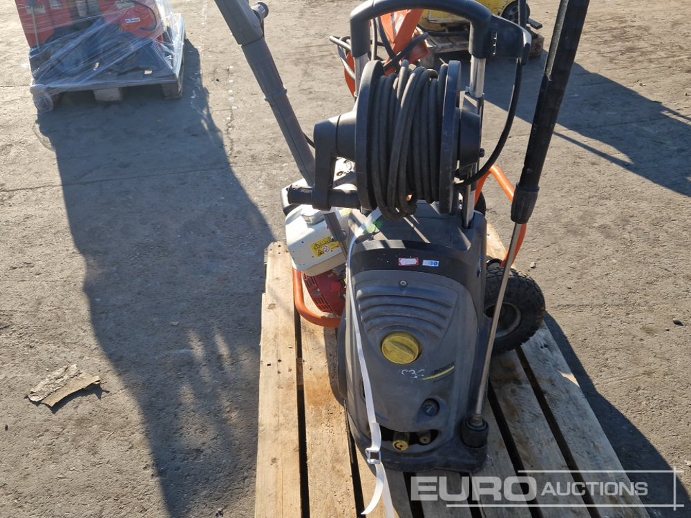 Pressure Washers (2 of) - ماكينة غسيل ضغط عالي: صورة 5 Pressure Washers (2 of) - ماكينة غسيل ضغط عالي: صورة 5