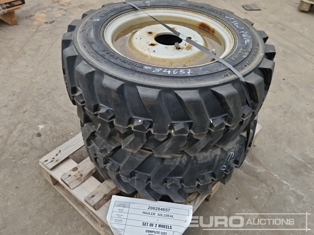 Solideal 27x10.5-15 Tyres on Rims (2 of) - إطارات: صورة 4 Solideal 27x10.5-15 Tyres on Rims (2 of) - إطارات: صورة 4