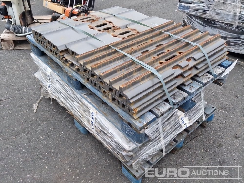Track Plates to suit Volvo - قطع الغيار - حفّار: صورة 2 Track Plates to suit Volvo - قطع الغيار - حفّار: صورة 2