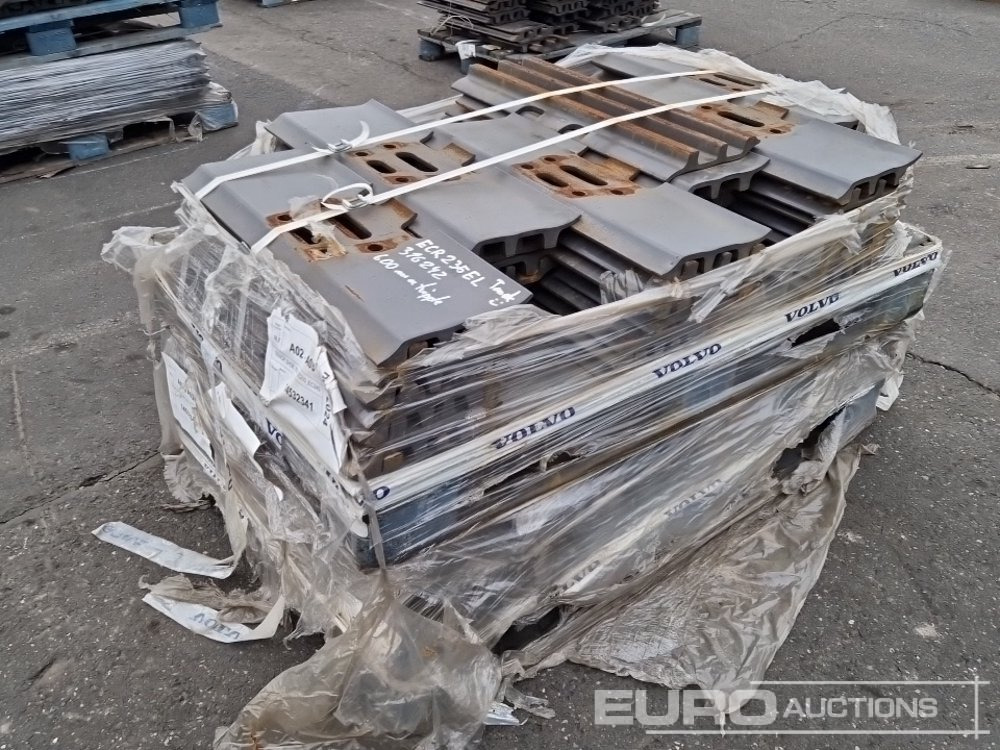 Track Plates to suit Volvo - قطع الغيار - حفّار: صورة 2 Track Plates to suit Volvo - قطع الغيار - حفّار: صورة 2
