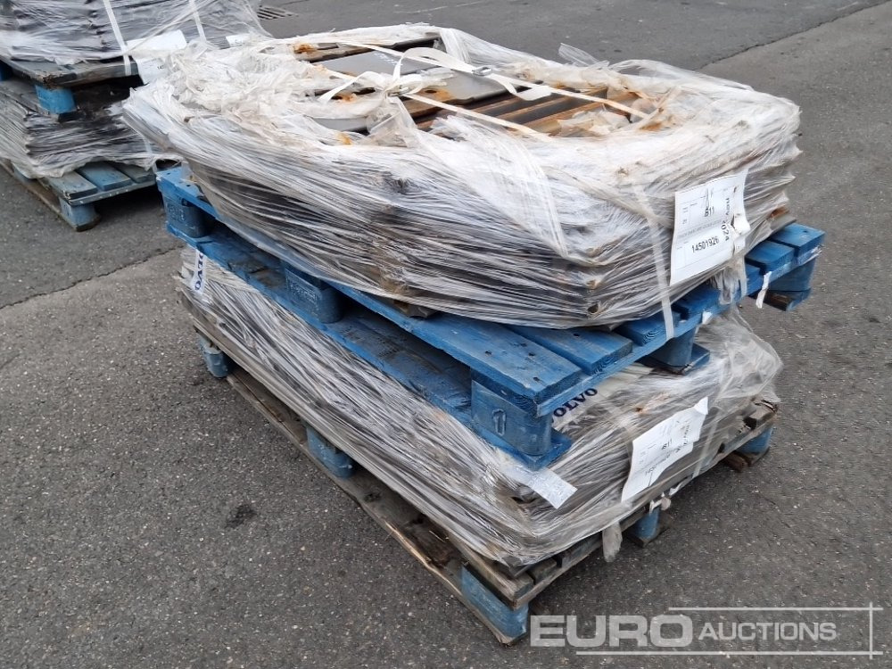 Track Plates to suit Volvo - قطع الغيار - حفّار: صورة 2 Track Plates to suit Volvo - قطع الغيار - حفّار: صورة 2