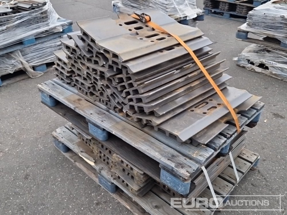 Track Plates to suit Volvo - قطع الغيار - حفّار: صورة 3 Track Plates to suit Volvo - قطع الغيار - حفّار: صورة 3