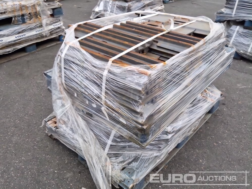 Track Plates to suit Volvo - قطع الغيار - حفّار: صورة 3 Track Plates to suit Volvo - قطع الغيار - حفّار: صورة 3