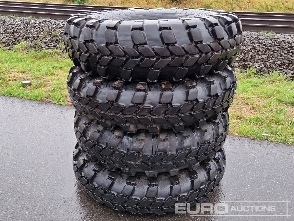 Unused 13.00-18 Tyres - إطارات: صورة 1 Unused 13.00-18 Tyres - إطارات: صورة 1