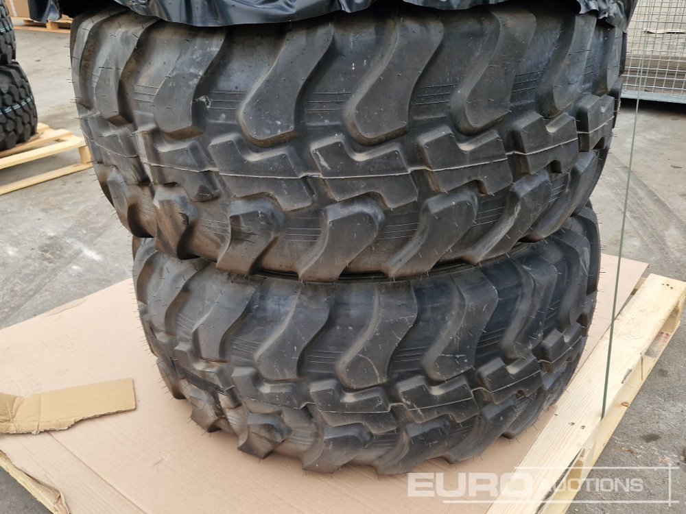 Unused Alliance 405/70R18 Tyres with Rims (4 of) - إطارات: صورة 3 Unused Alliance 405/70R18 Tyres with Rims (4 of) - إطارات: صورة 3