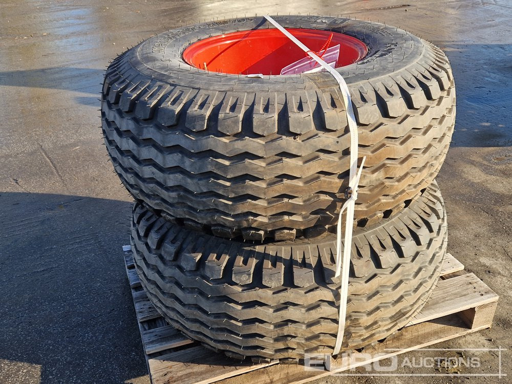 Unused BTK 16.0/70-20 (400/70-20) Tyres on Rims (2 of) - إطارات: صورة 2 Unused BTK 16.0/70-20 (400/70-20) Tyres on Rims (2 of) - إطارات: صورة 2