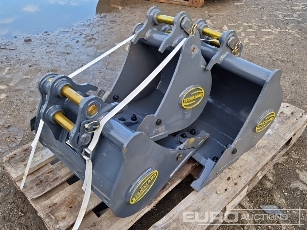 Unused Strickland 24", 18", 12" Bucket Set to suit Kubota KX15 (3 of) - بكت: صورة 1 Unused Strickland 24", 18", 12" Bucket Set to suit Kubota KX15 (3 of) - بكت: صورة 1