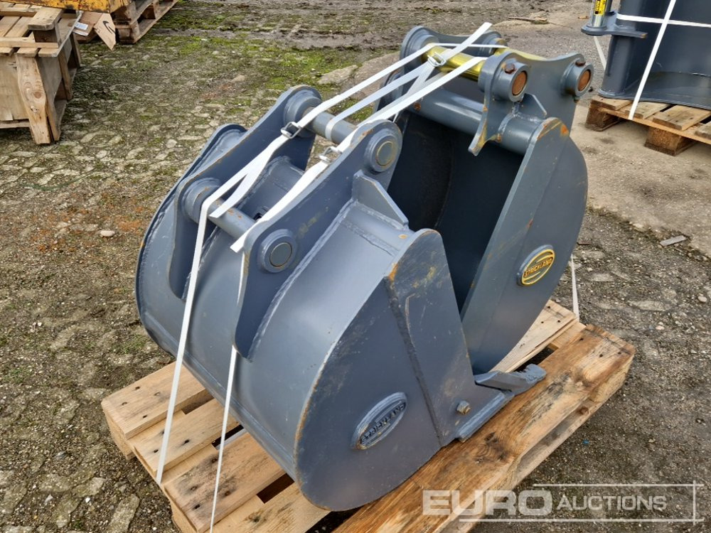 Unused Strickland 24", 18" Bucket Set to suit CAT 305 (2 of) - بكت: صورة 3 Unused Strickland 24", 18" Bucket Set to suit CAT 305 (2 of) - بكت: صورة 3