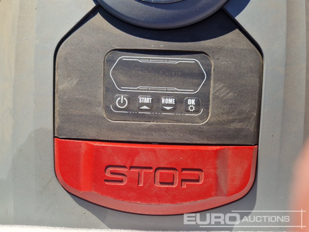 معدات الانشاءات Unused SunSeeker X7 Robotic Lawnmower, 3,000m²: صورة 8