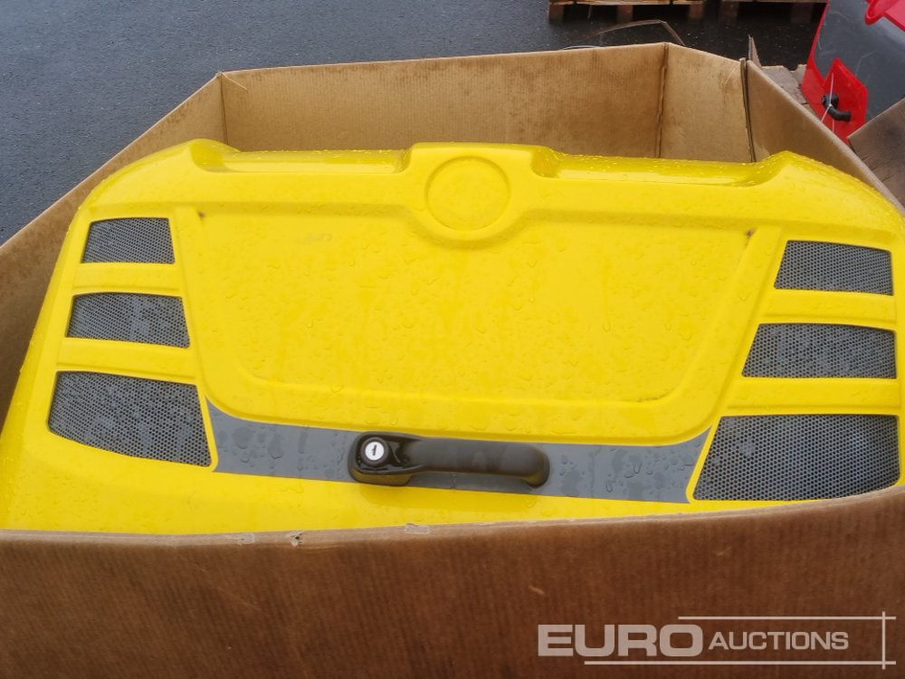 Unused Wacker Neuson Engine Cover - غطاء السيارة - آلات الإنشاء: صورة 2 Unused Wacker Neuson Engine Cover - غطاء السيارة - آلات الإنشاء: صورة 2