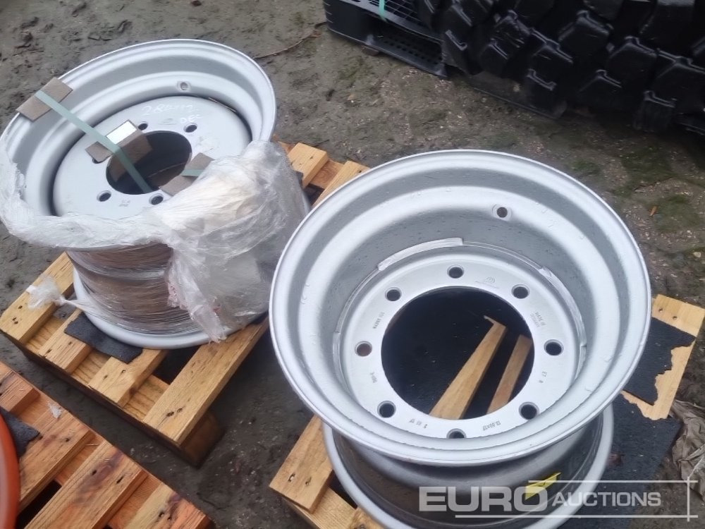 Unused Wacker Neuson Rim (2 of) - إطارات: صورة 5 Unused Wacker Neuson Rim (2 of) - إطارات: صورة 5