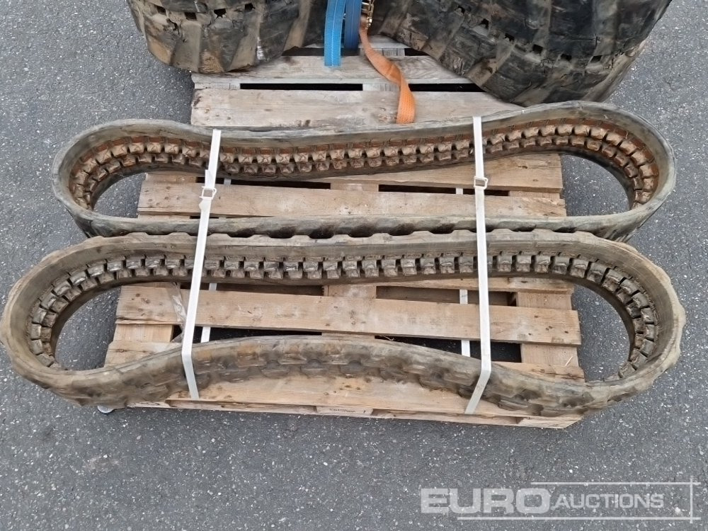 Various Rubber Tracks (4 of) - جنزير حديدي - آلات الإنشاء: صورة 5 Various Rubber Tracks (4 of) - جنزير حديدي - آلات الإنشاء: صورة 5