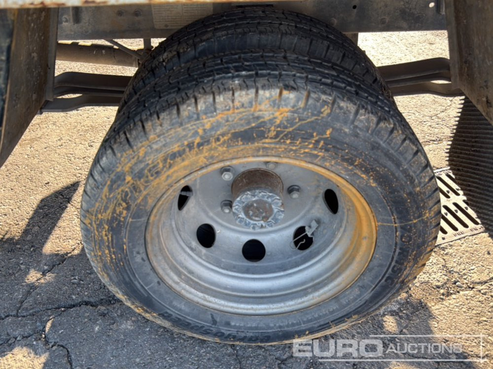 شاحنات مسطحة 1999 Nissan Cabstar: صورة 11 شاحنات مسطحة 1999 Nissan Cabstar: صورة 11