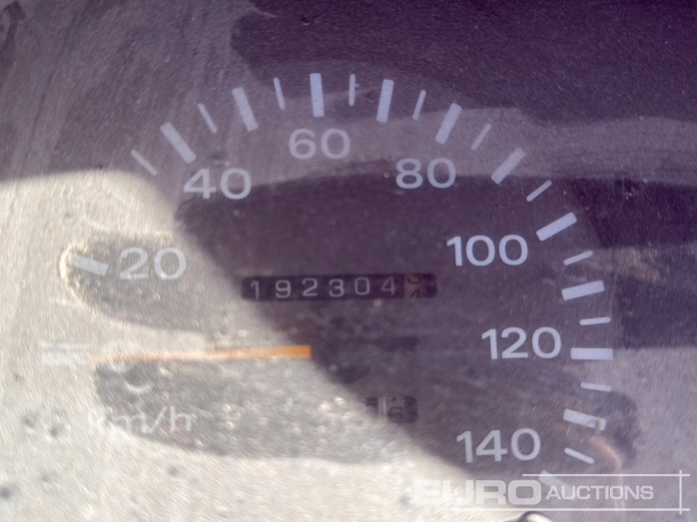 شاحنات مسطحة 1999 Nissan Cabstar: صورة 29 شاحنات مسطحة 1999 Nissan Cabstar: صورة 29