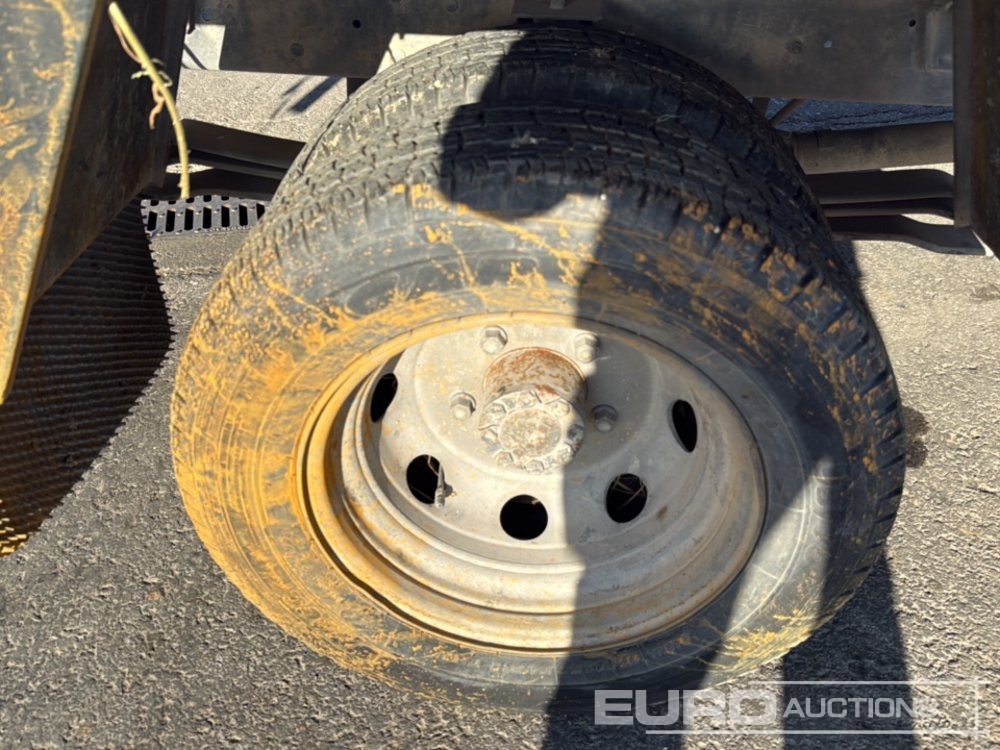 شاحنات مسطحة 1999 Nissan Cabstar: صورة 12 شاحنات مسطحة 1999 Nissan Cabstar: صورة 12