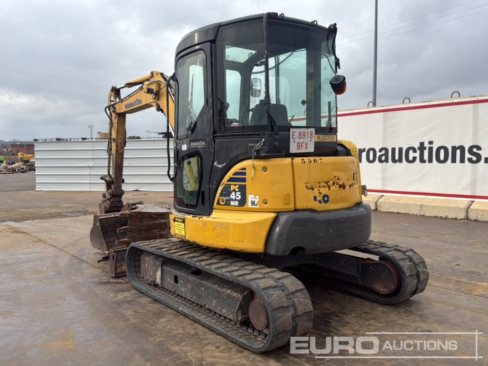 2010 Komatsu PC45MR-3 - حفار صغير: صورة 3 2010 Komatsu PC45MR-3 - حفار صغير: صورة 3